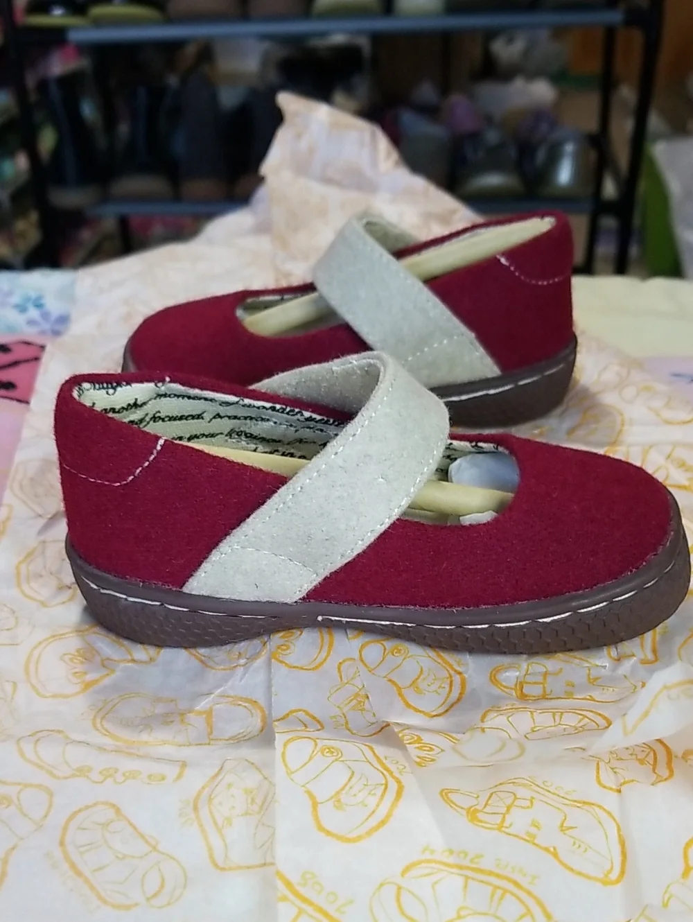Livie & Luca Mary Jane Shoes W/ Beige Strap Size 4 Carta II Like New/never Worn